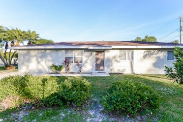 1706 17th Ave Dr E Palmetto, FL 34221